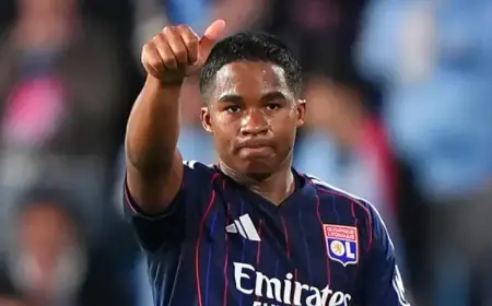 Endrick Reveals Journey to Becoming Bobby Charlton’s Biggest Fan