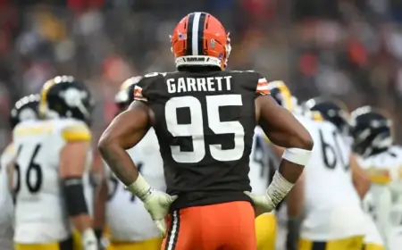 Myles Garrett Trade Rumors Persist Amid Uncertainty