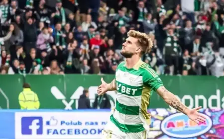 Lechia Gdańsk and Arka Gdynia Compete in Ekstraklasa Away Matches