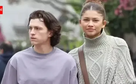 Tom Holland and Zendaya Attend Sadie Sink’s ‘Romeo and Juliet’ Performance