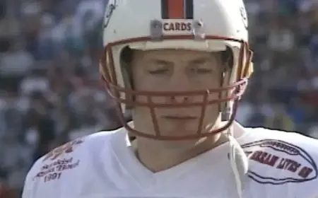 Former Louisville Football Star Browning Nagle Passes Away at 57