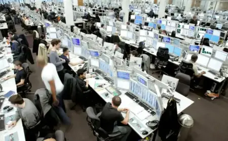 Strait of Hormuz Challenges Sustain High Oil Prices