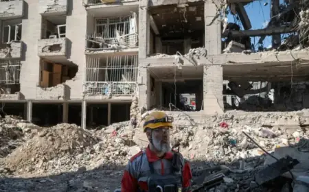 U.S. and Iran Gear Up for Talks Amid Fragile Ceasefire; Hormuz Traffic Dips