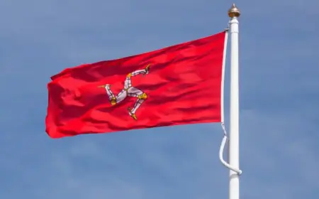 Island Residents Engage in Interim Census This Month