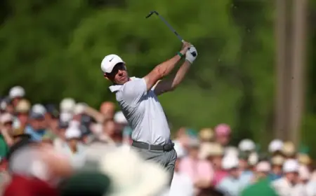 Rory McIlroy Dominates Masters with Record Round 2 Score of 65