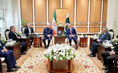 US-Iran Talks in Islamabad Tense Over Strait of Hormuz Leveraging