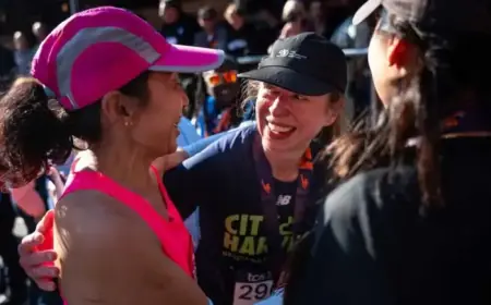 Chelsea Clinton Competes in 130th Boston Marathon