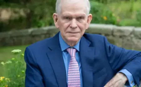 Investor Warns AI Boom Overlooks Crisis: Declining Populations and Resources