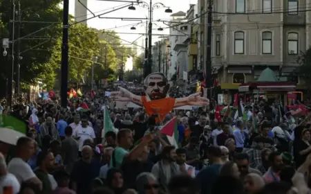 Türkiye Rallies Against Israeli Attacks on President Erdoğan