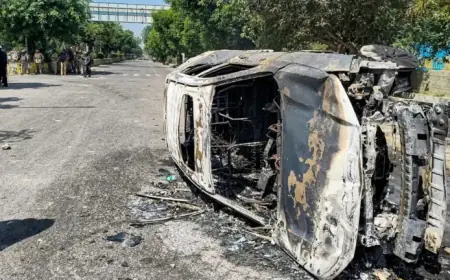 Labour Union Protest Erupts Violently in Noida, Vehicles Burned, Traffic Gridlock