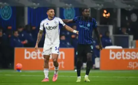 Ashton Turner Chooses to Bowl: Multan vs Peshawar Top Clash Live