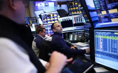 Tech and Energy Boost TSX Amid Middle East Tensions