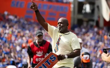 Emmitt Smith Advises George Pickens Amid Cowboys Contract Dispute