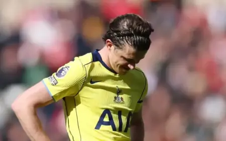Spurs Stumble: Sunderland Defeats Tottenham 1-0 Amid Creativity Concerns