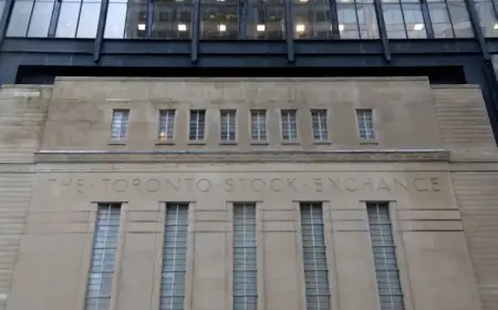 Top-Yielding TSX Stocks Revealed Alongside Comprehensive Risk Data