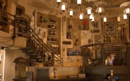 Dok-Ondar’s Den Closes at Disneyland Amid Star Wars Timeline Shift