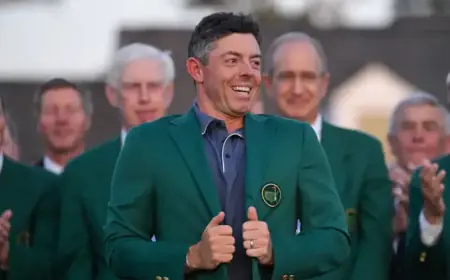 Who Presents the Green Jacket if the Masters Champion Defends?
