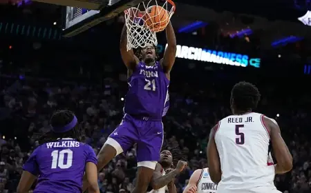 Arkansas Basketball Hosts Furman Transfer Cooper Bowser for Visit