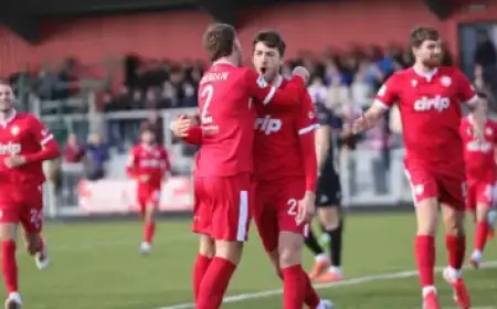 Celebrities, Including Vicky Pattison, Honor Late Manchester Hairstylist