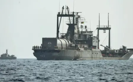 Iranian Crew Safely Returns Home from Sri Lanka