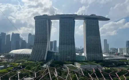 Las Vegas Stays Home for Sands, Singapore Becomes New Epicenter