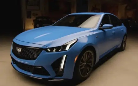 Jay Leno Drives a 900-HP Modified Cadillac CT5-V Blackwing in Video