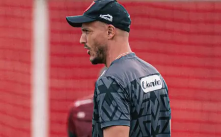 David González to Decide on Two Key Additions for Copa Sudamericana