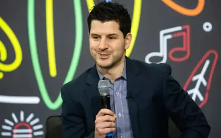 Davidson Secures Multiyear Deal as Blackhawks General Manager