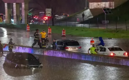 Torrential Rain Floods Streets, Shuts Down Freeways in Milwaukee