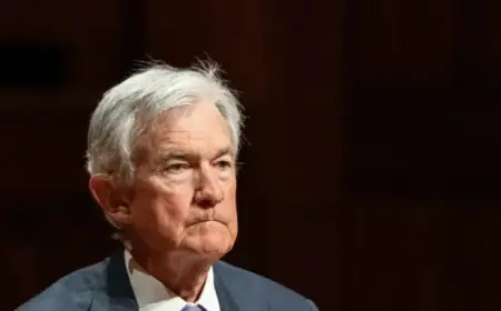 Trump’s Pick Revealed: Warsh Joins Fed, Powell Faces Consequences