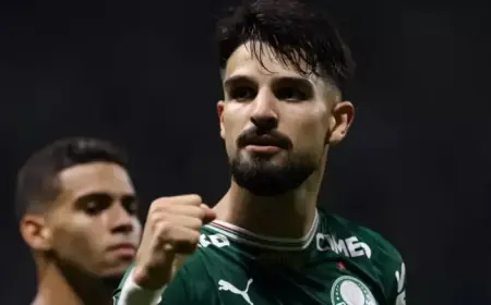Flaco López Celebrates Goal and Palmeiras’ Victory with Joy