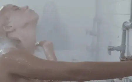 Sydney Sweeney Confronts Amber Heard in John Carpenter’s Overlooked Thriller