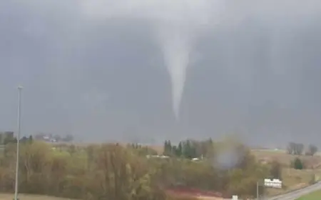 Tornado Spotted Near Rochester; Tornado Watch Issued for Southern MN and WI