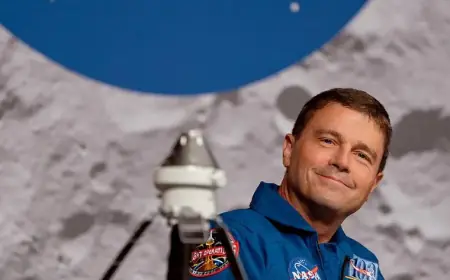 Artemis II Astronaut Tearfully Reacts to Chaplain’s Cross