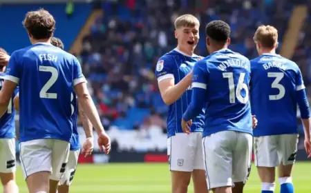 Cardiff City Eyes Crucial Victory to Secure Promotion Today