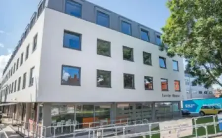 Matt Fitzpatrick Shines as Jordan Spieth Faces Struggles in Signature Scroll