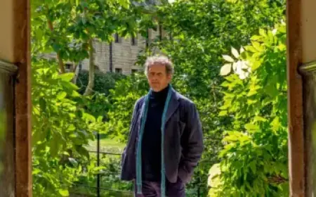 Whittaker vs Suarez: Fight Time, Odds, and How to Watch Tonight