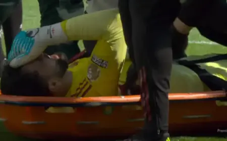 Liverpool Faces Goalkeeping Crisis After Giorgi Mamardashvili Injury Exit