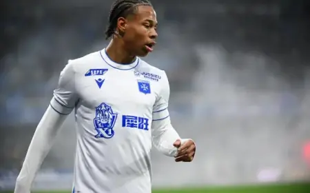Kévin Danois Scores Stunning Volley for AJ Auxerre Against AS Monaco (Video)