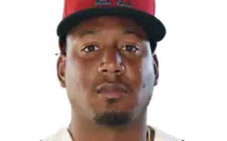 Geraldo Perdomo Shines with Three Hits on Saturday