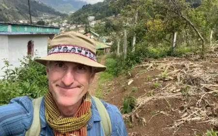 Ex-Trump Appointee Embarks on Migrant Trail as Immigration Judge