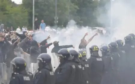 Home Secretary Criticized for Visa Approval of Controversial Figures