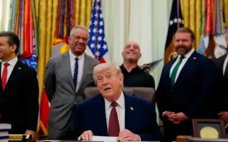 Trump’s Approval Rating Plummets Amid Economic Concerns, Iran Tensions in Latest Poll