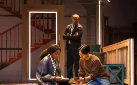 Broadway’s “Proof”: Critics Weigh In with Insights