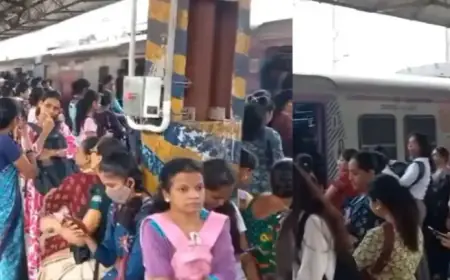 Mumbai Train Delay: Commuters Endure 30-Minute Wait Amid Station Overcrowding
