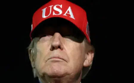 MAGA Dissidents and Democrats Unite to Question Trump’s ‘Mental Capacity’