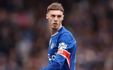 Cole Palmer Dismisses Manchester United Transfer Rumors: Stays Committed to Chelsea