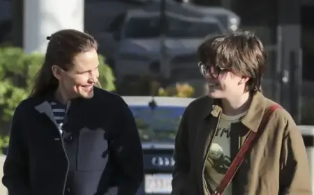 Jennifer Garner Celebrates 54th Birthday with Fin in Floral and Sweet Style