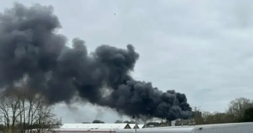 Massive Kings Norton Fire Erupts, Smoke Visible Across Birmingham