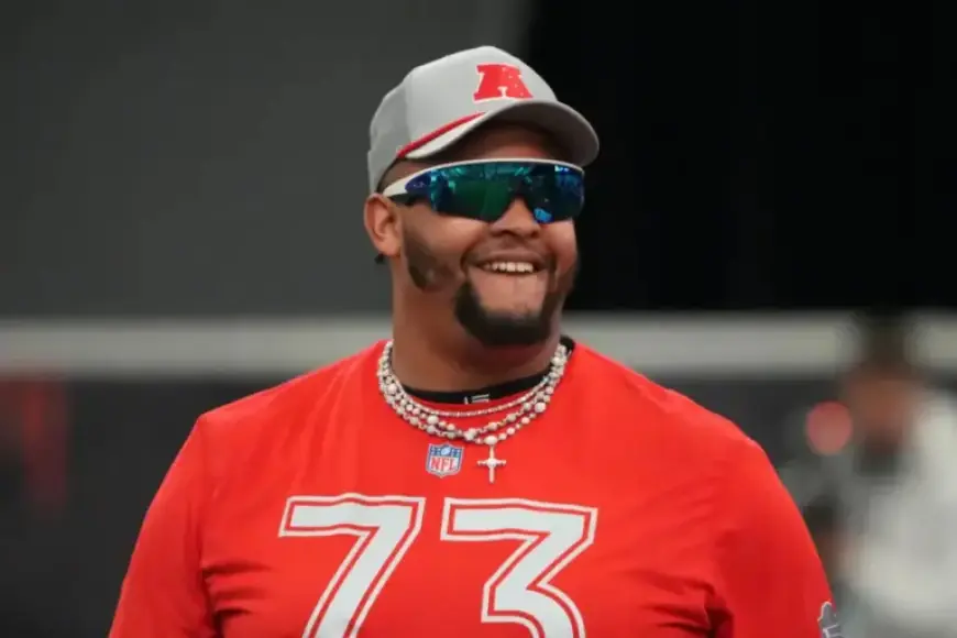 Dion Dawkins Criticizes Bills Mafia in Controversial Viral Clip